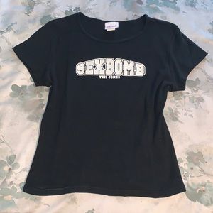 Cropped “baby tee” Tom Jones concert shirt